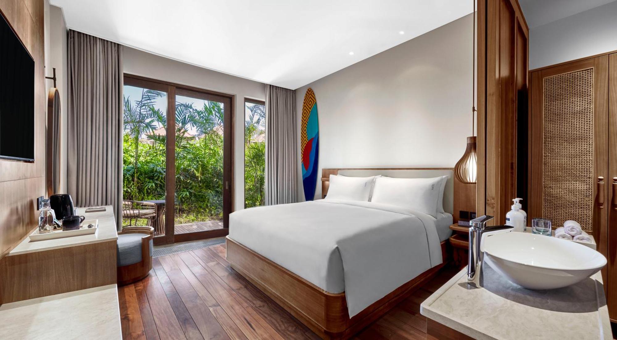Holiday Inn Resort Bali Canggu By Ihg Экстерьер фото