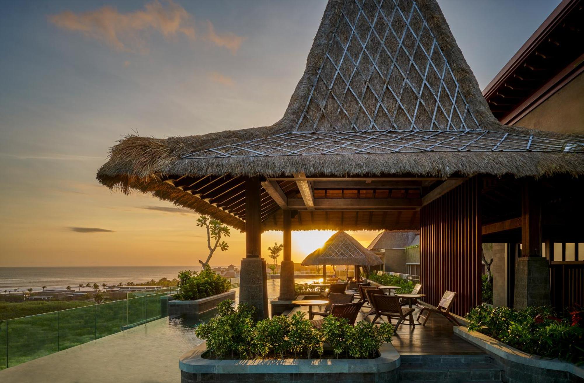Holiday Inn Resort Bali Canggu By Ihg Экстерьер фото
