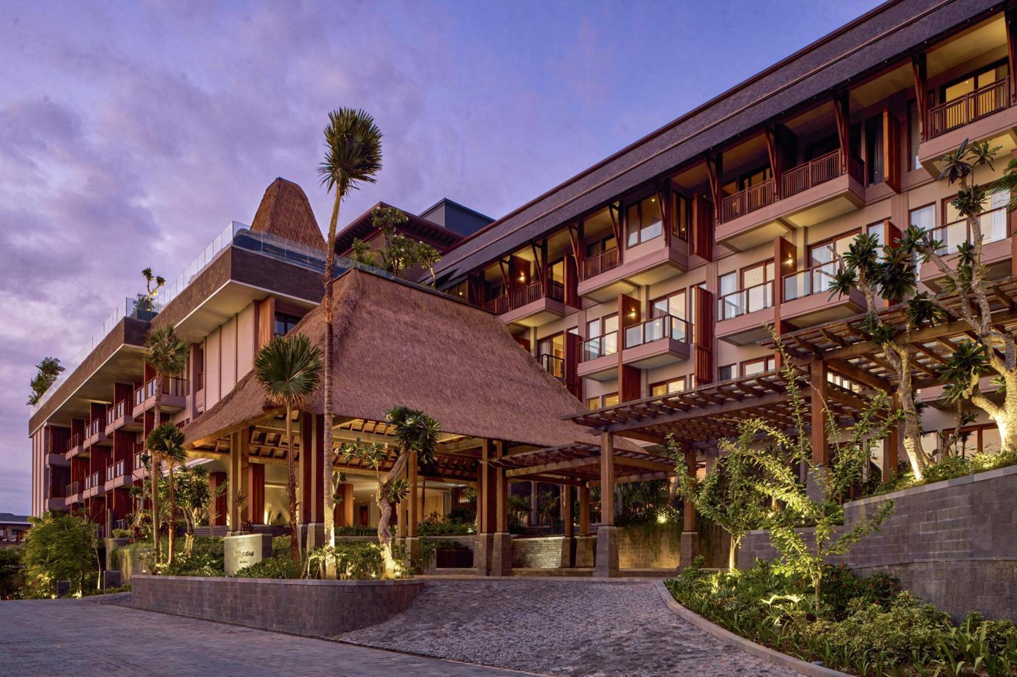 Holiday Inn Resort Bali Canggu By Ihg Экстерьер фото